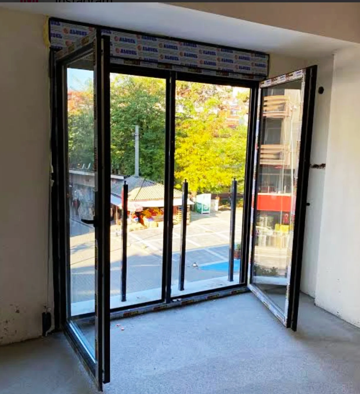 Bahçeye açılan kapı ve pencere uygulaması